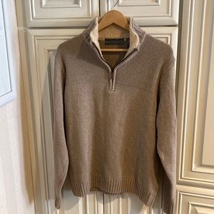 Men’s Quarter Zip Cotton Sweater with Faux Sherpa Collar. Large.   Camel Color